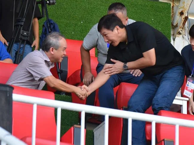 Hình ảnh đội ngũ chuyên nghiệp của 32win11 thể thao và các giá trị cốt lõi